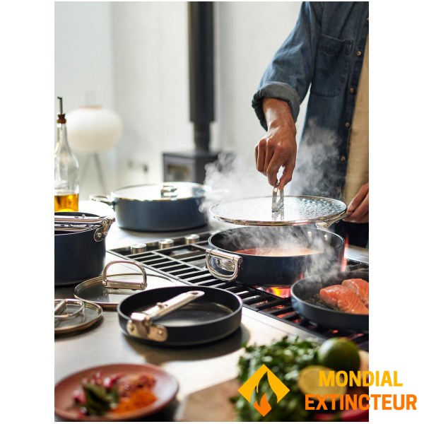 Joseph Joseph - Batterie de cuisine Space Blue (13 Pièces)