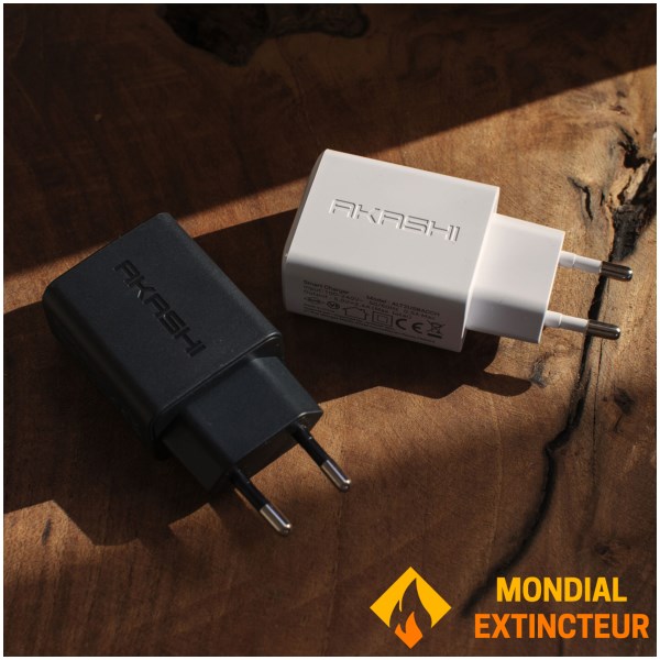 Akashi - Chargeur secteur USB Avec cable USB-C - Noir