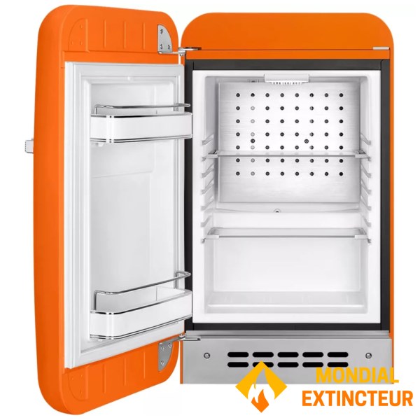 Smeg - Mini réfrigérateur Pose libre 1 porte orange