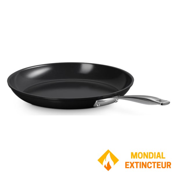 Le Creuset - Poêle 30 cm  Céramique Essentielle Anti-adhérente