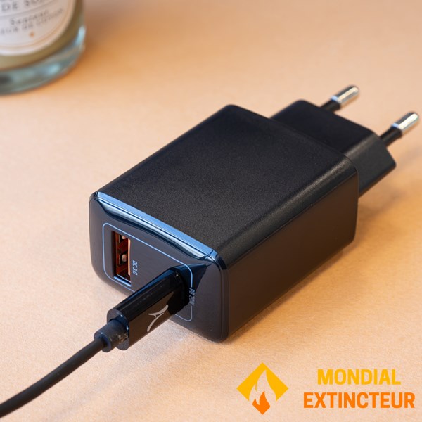 Akashi - Prise secteur Double USB noir