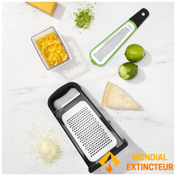 Oxo - Râpe 4 faces avec récupérateur