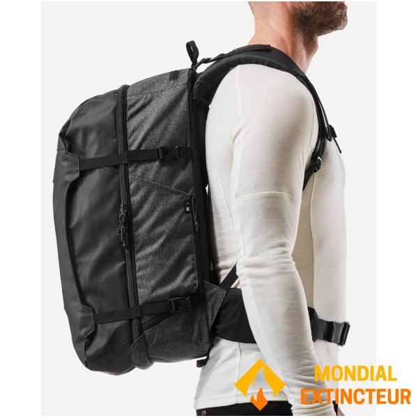 Decathlon - Sac à dos  Travel 500 noir 40L