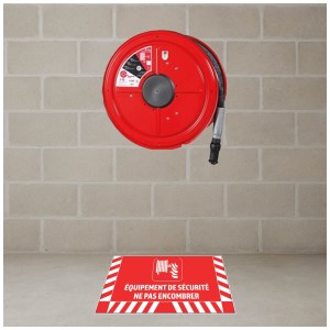 Floor signage for fire extinguishers