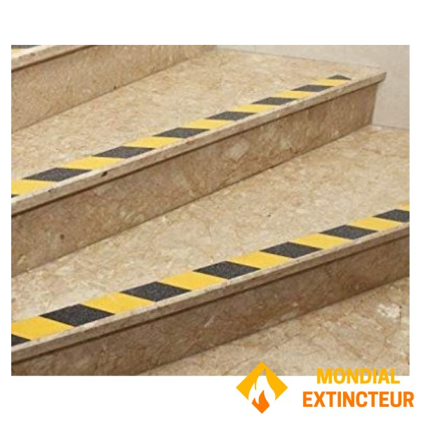 Adhesive anti-slip tape - Indoors and outdoors