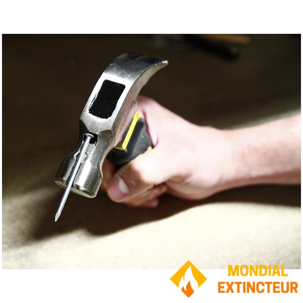 Short-handled auxiliary hammer