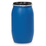 ドラム缶に入った200リットルのハイドロアルコール溶液